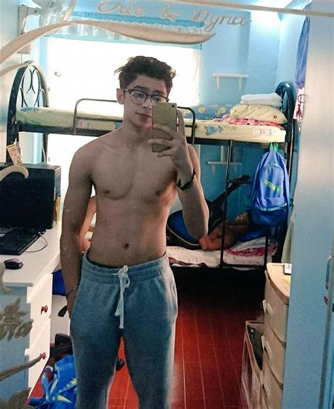 Jakol Boy (@jakolboy88) .